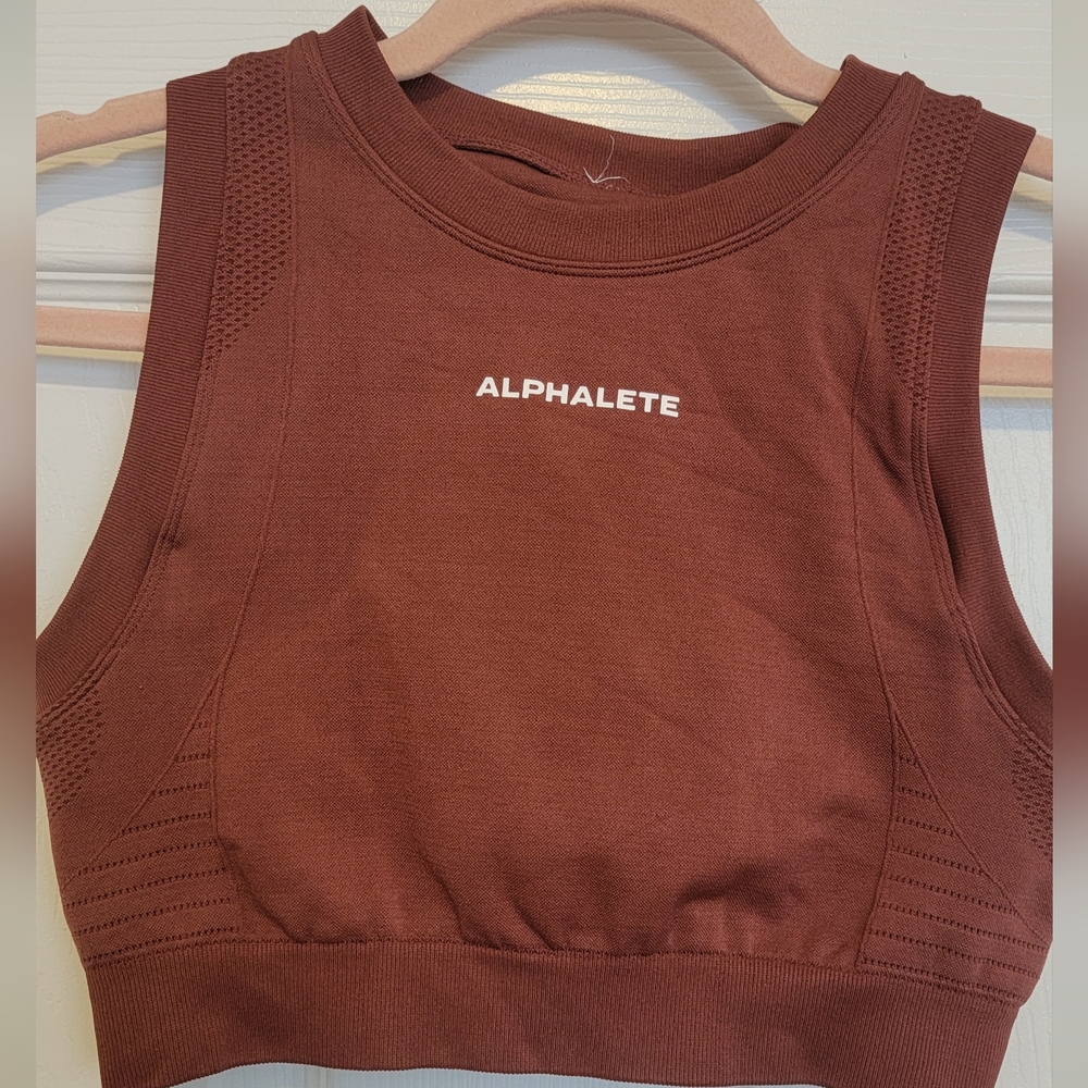 Alphalete Ozone Collection Crop Sports Bra
